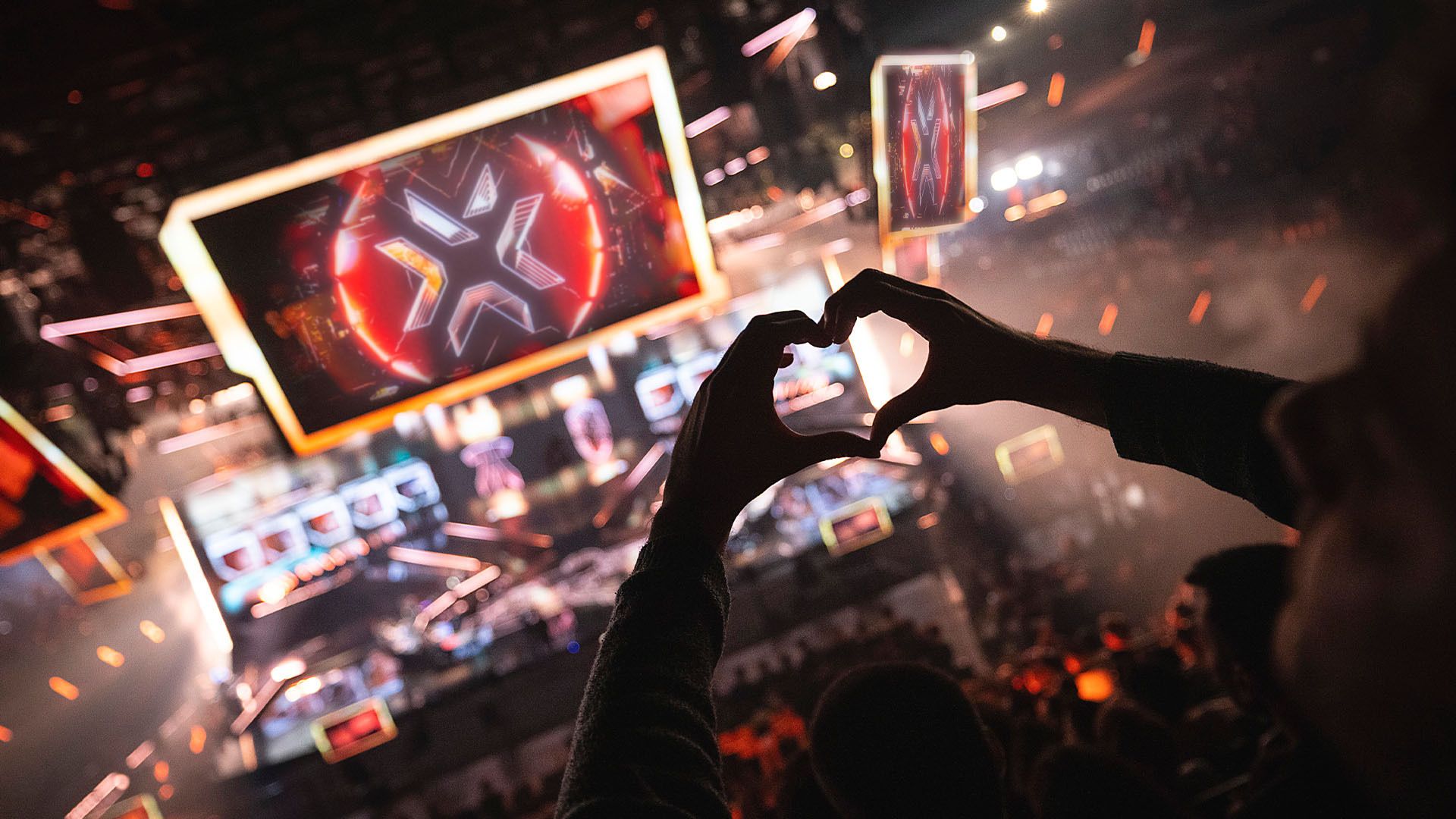 Watch Champions Finals live this weekend!