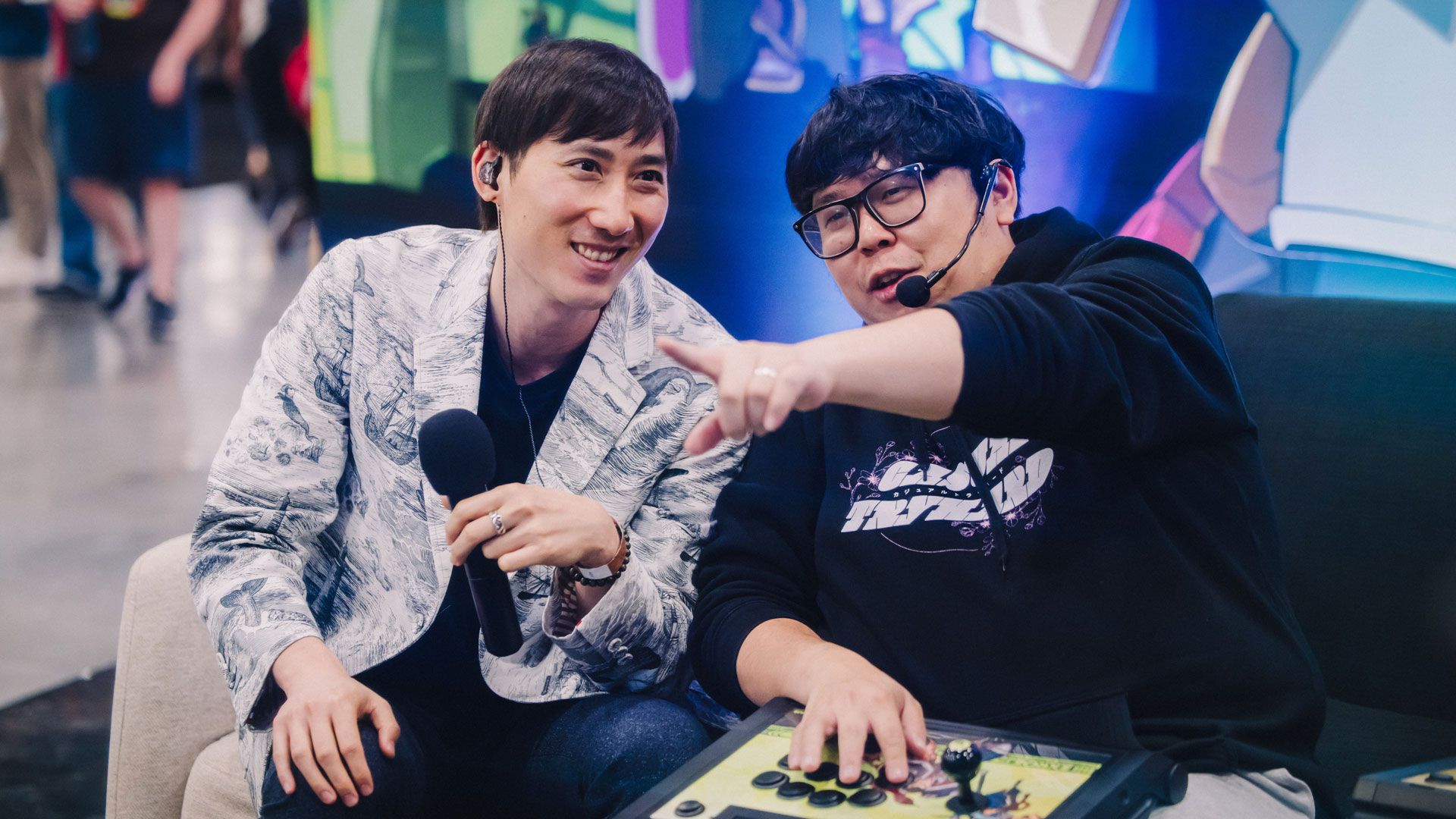 EVO 2026の2XKO会場でプレイヤーが対戦している様子